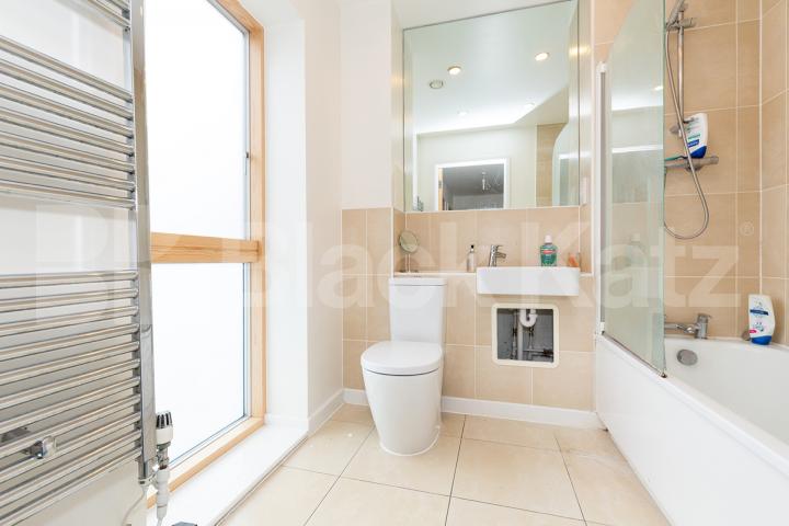 stunning 3 bedroom property to rent with large balcony minutes to a tube New Clocktower Place  , Islington / Caledonian Road